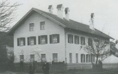 Die alte Schule in Grasbrunnn